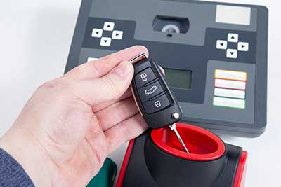 Trumbull Automotive Transponder Key Programming Locksmith